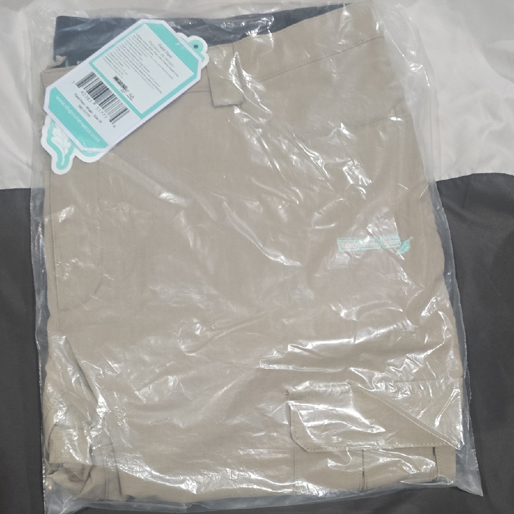 DSG Women's Tan Hunting Cargo Pant- New In Packaging